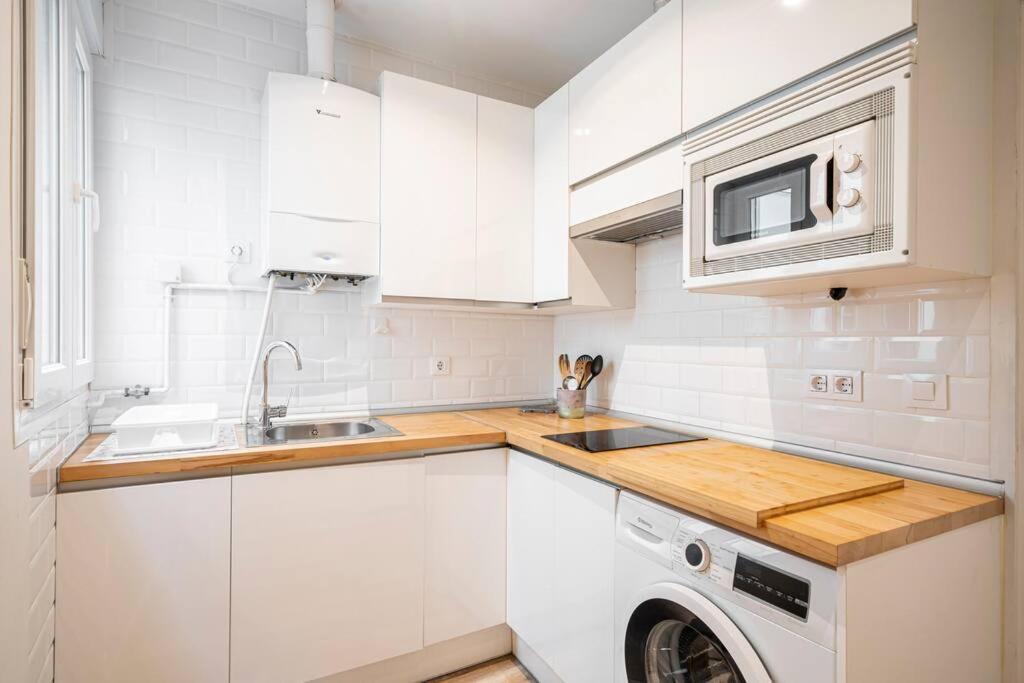 Victor Apartments Prado Madrid Exterior photo